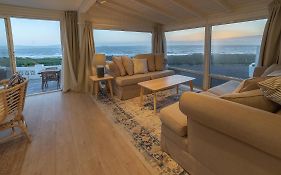 Casa Maria - Beachfront Cottage On The Sand